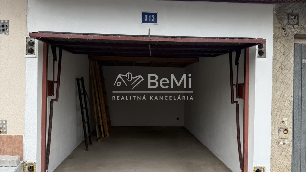 Garáž na predaj. Tačevská ulica