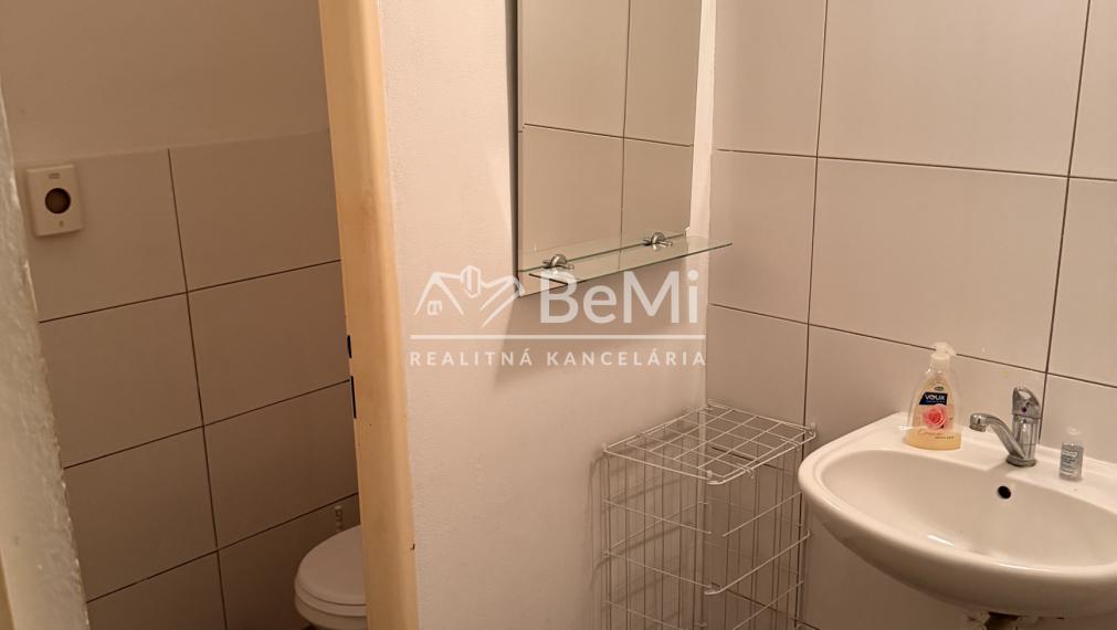 INVESTIČNÁ PRÍLEŽITOSŤ – CENTRUM TRENČÍNA 020-15-MIKUa