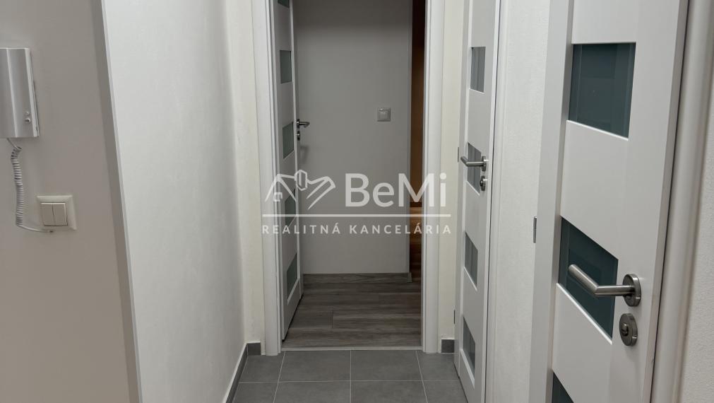 Prenájom 2 izbového bytu na Štefánikovej ulici