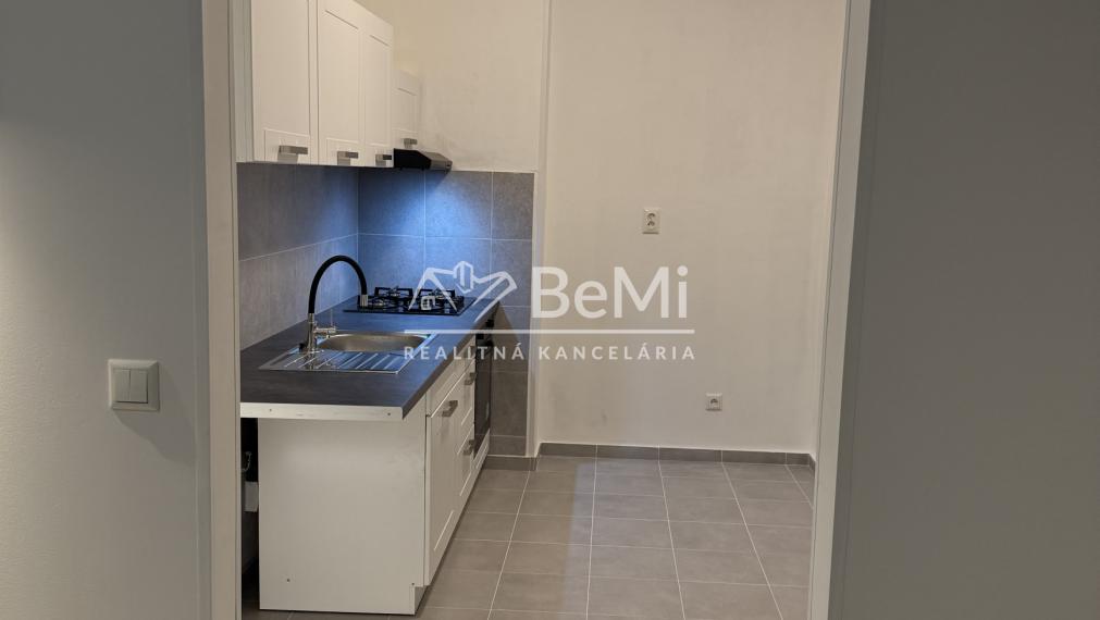 Prenájom 2 izbového bytu na Štefánikovej ulici