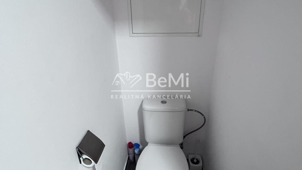 Prenájom 1 izbový byt Nitra Párovce