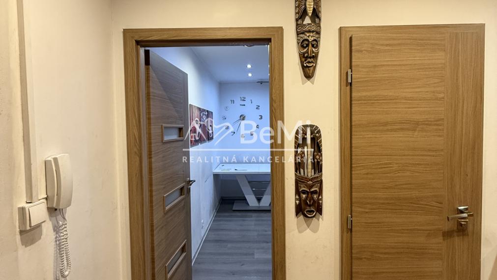 2.5 izbový byt s logiou na Slovenskej ulici na predaj