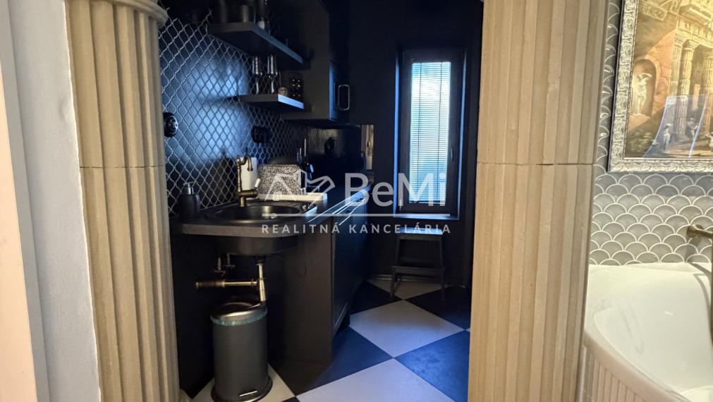 Luxusne zrekonštruovaný dom  Vlachovo - EXKLUZÍVNE NA PREDAJ