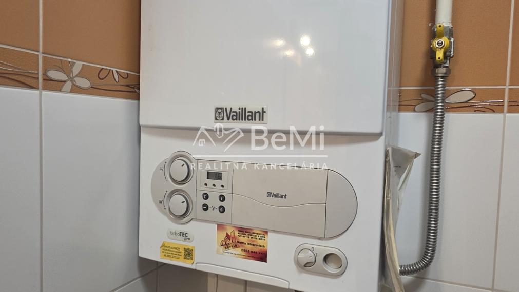 Predaj 2-izbový byt s garážou a 2 balkónmi – Melčice-Lieskové