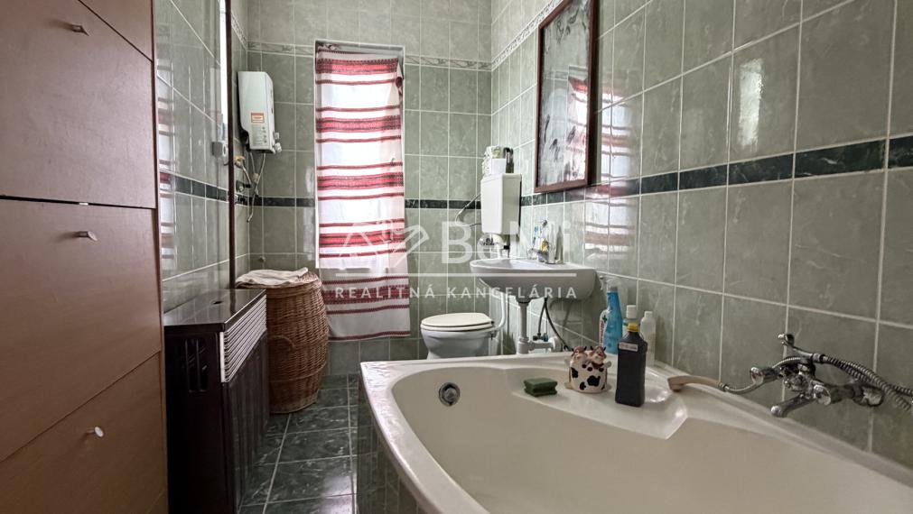 Rodinný dom v obci Abaújkér,Maďarsko 45900,-Eur