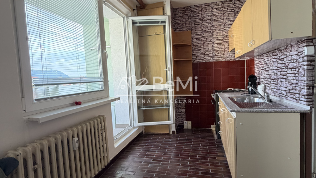 3-izbový byt s balkónom v Rožňav za 99300,-Eur -PREDAJ