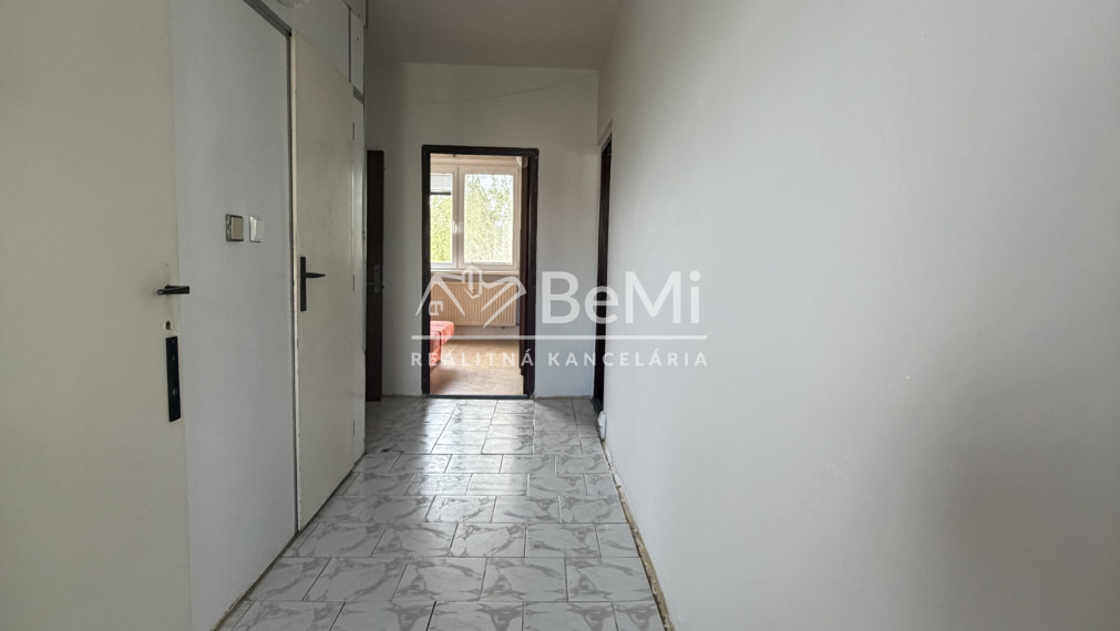3-izbový byt s balkónom v Rožňav za 99300,-Eur -PREDAJ
