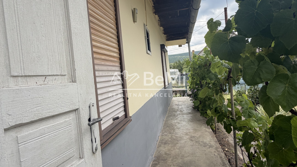 Rodinný dom,vhodný na chatu v Boldogkőújfalu za 27000,-Eur
