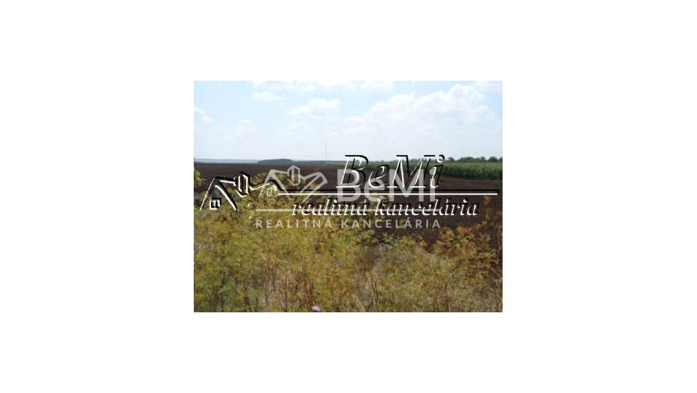 NR - Báb, priemyselný pozemok 3,9 ha, (062-14-JN)