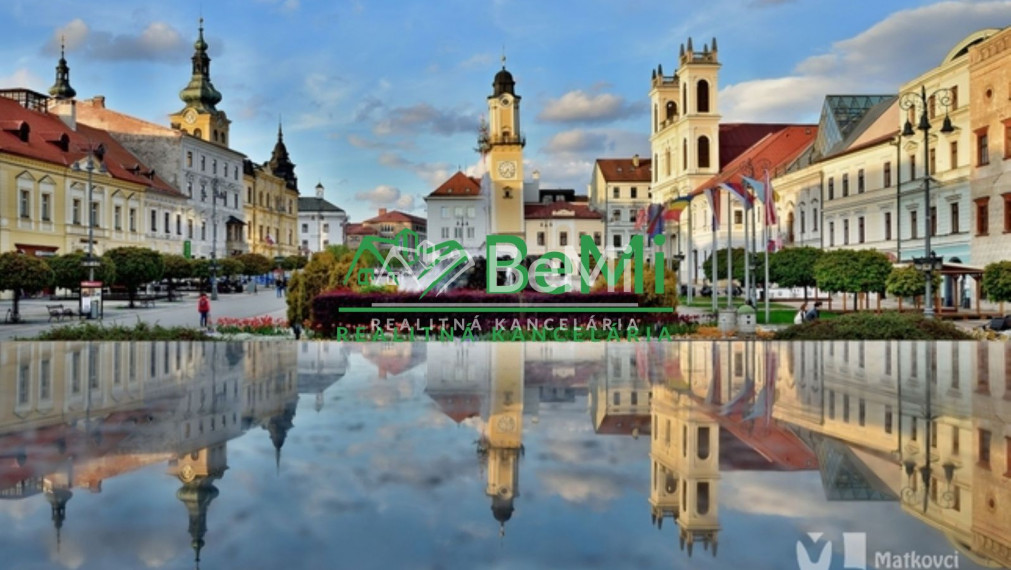 Na predaj-historická budova -centrum-Banská Bystrica (211-18-BB)
