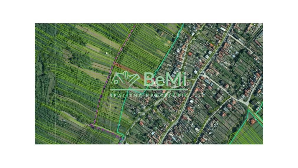 PREDANÉ - Pozemok na predaj v obci Horné Orešany