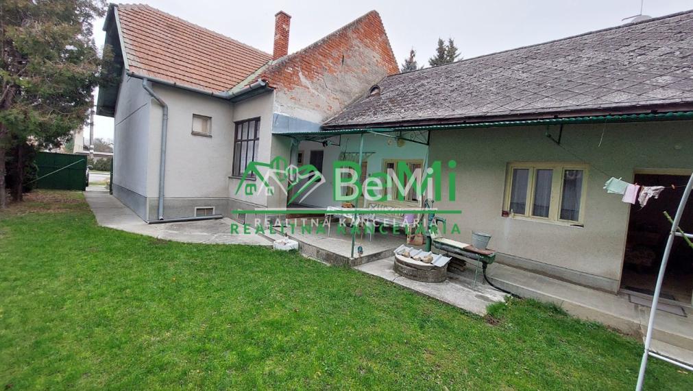 Exkluzívne - predaj - rodinný dom - Mýtna Nová Ves - ID 044-12-LUGU