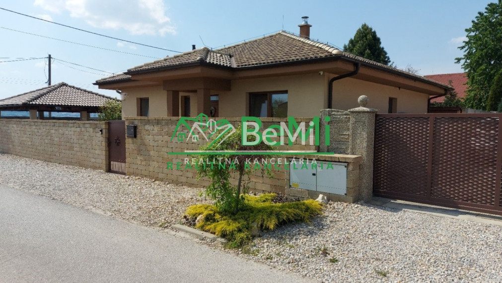 Predaj krásny  4 izbový rodinný dom- bungalov -  Nitra Janíkovce (071-12-ERF)