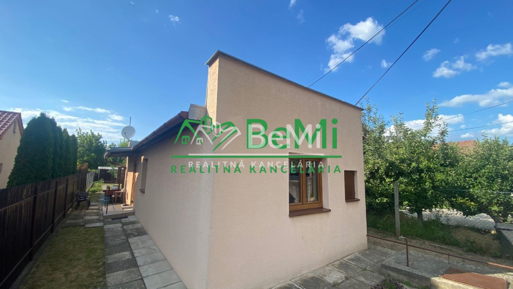 Rodinný dom na predaj, Dolné Krškany, Nitra (064-12-JUPAa)