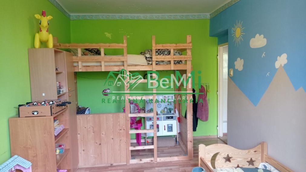 Predaj 3 izbového bytu - Levice (052-113-DUJU)