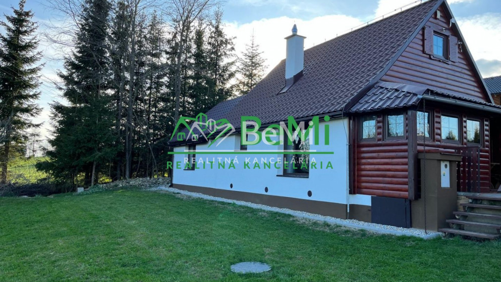 Chalupa pri lyžiarskom vleku v Oravskej Lesnej na predaj