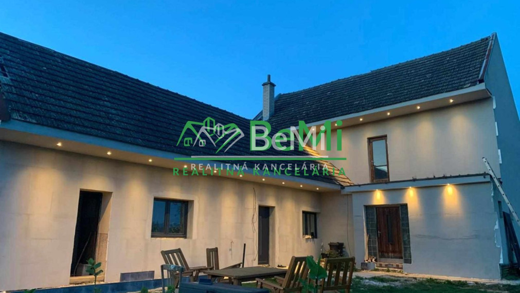 Veľký rodinný dom aj dvojgeneračný  Dolné Srnie