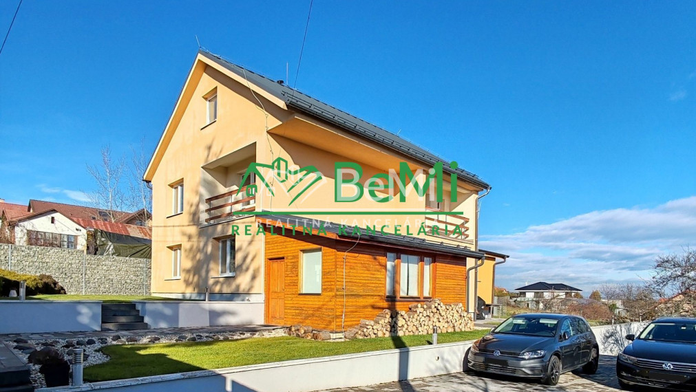 Pereš - Rodinný dom s veľkým potenciálom (001-12-RAD)