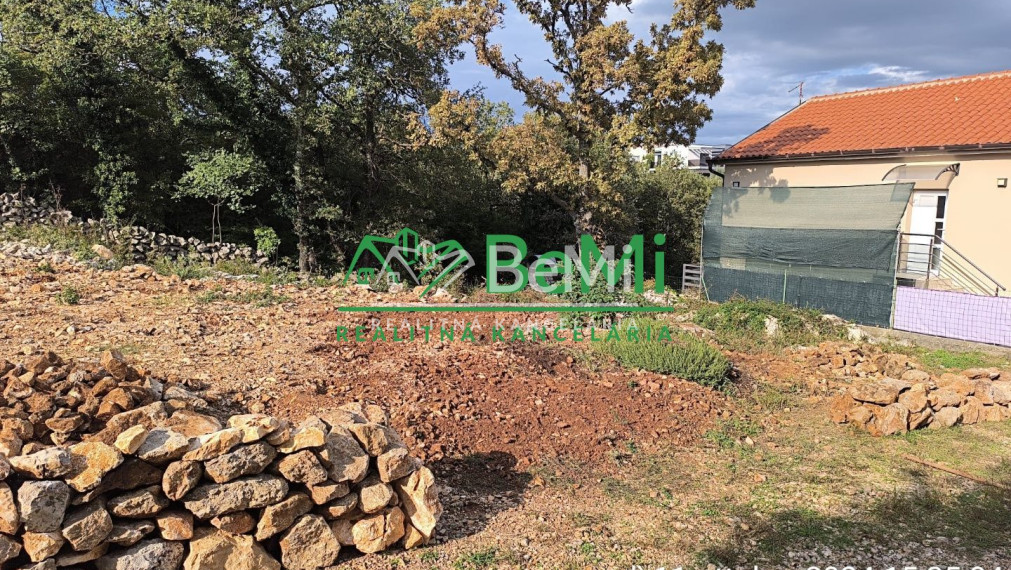 Ponúkame Vám rekreačný pozemok na ostrove Krk v Chorvátsku