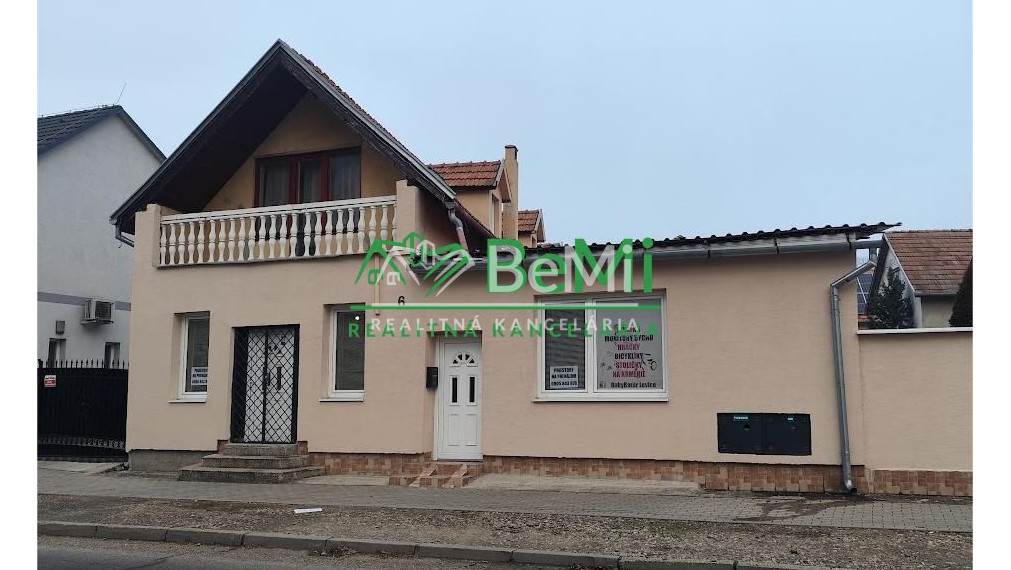 Obchodné priestory na prenájom - Levice (011-25-MIVYa)