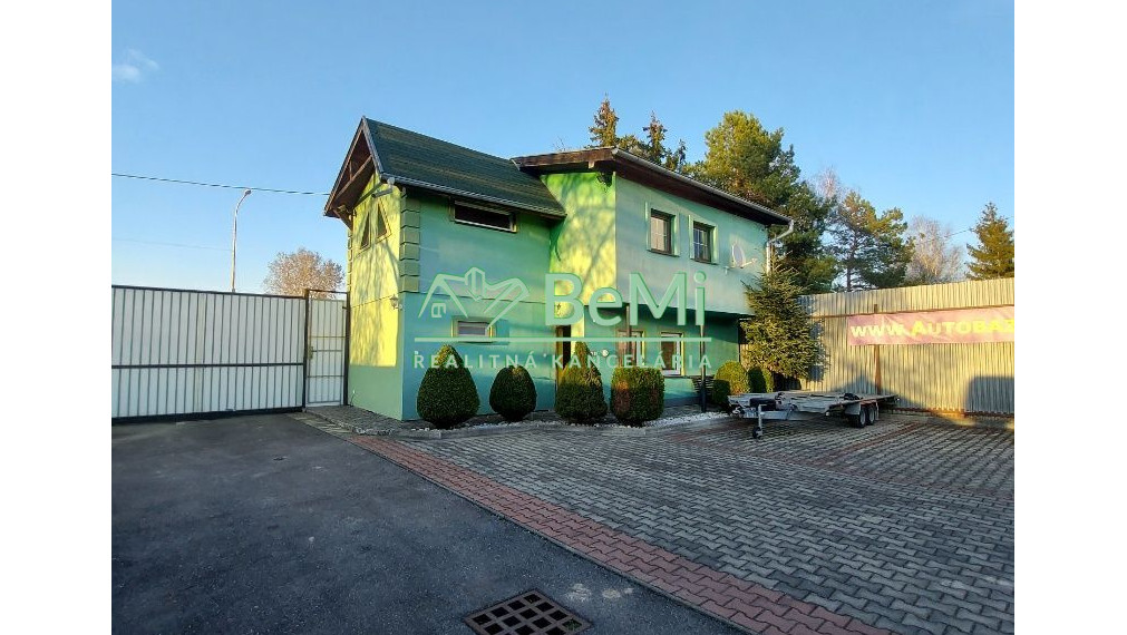 Objekt na podnikanie-Lučenec- na predaj