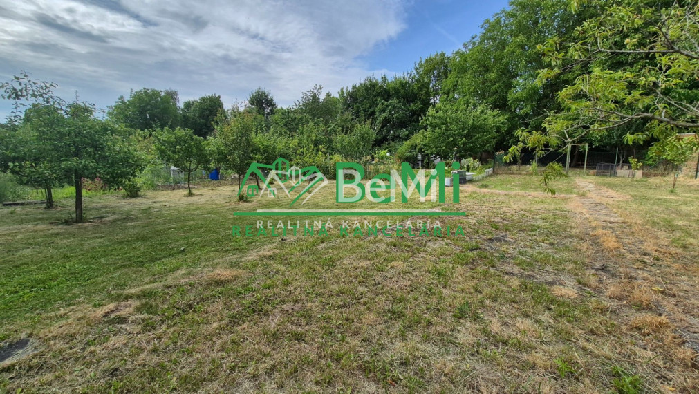 Predaj, záhrada v záhradkárskej oblasti - Levice(015-14-MIVY)