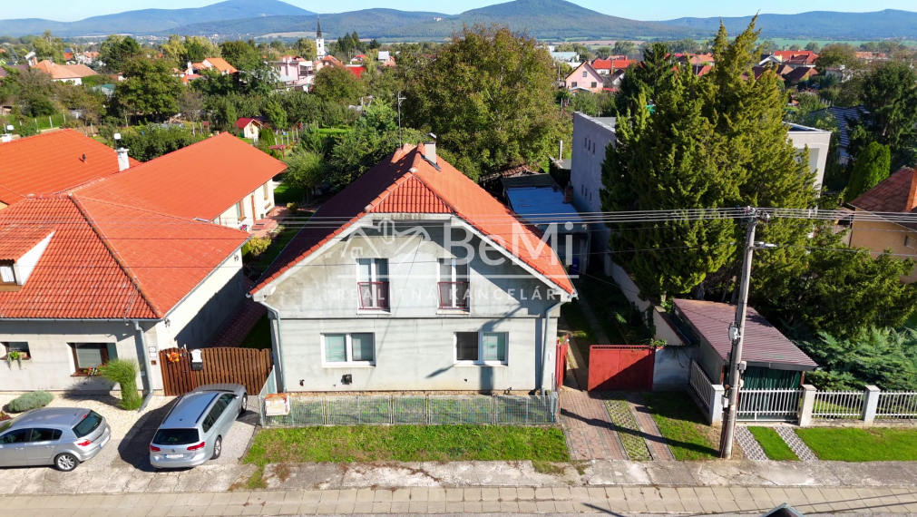 Na predaj rodinný dom v obci Preseľany - ID 208-12-LUGUEa