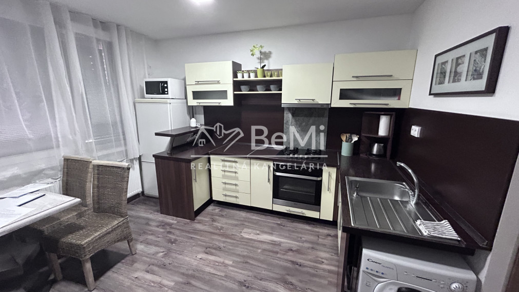 Prenájom, 1 izbový byt  - Nitra Párovce (025-211-JANS)