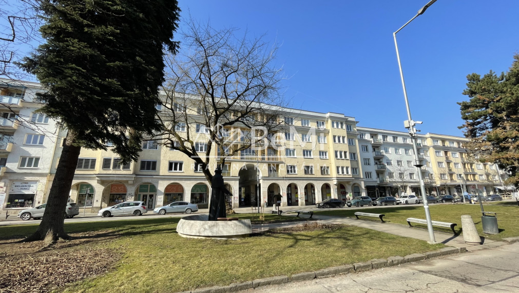 Predaj 2 izbový byt na Bulvári (centrum) - TOP lokalita Žilina (038-112-ZUPIE)