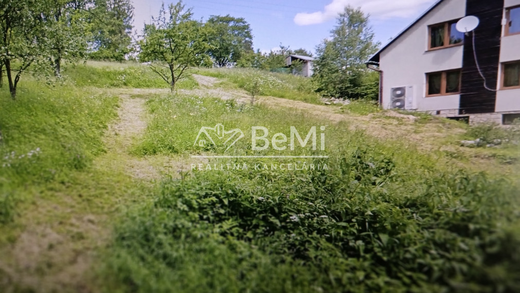 Predaj: Stavebný pozemok, 492m2, Čadca (253-14-MACH)