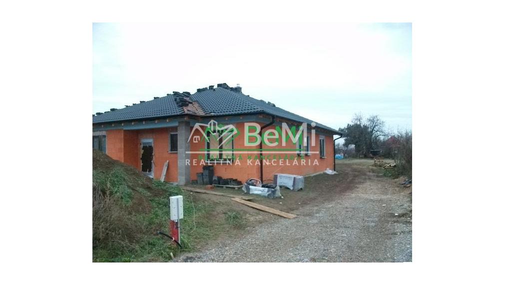 Novostavba rodinný dom Nitra-Janíkovce (919-12-RP)