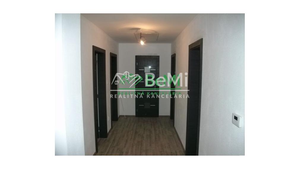 Novostavba rodinný dom Nitra-Janíkovce (919-12-RP)