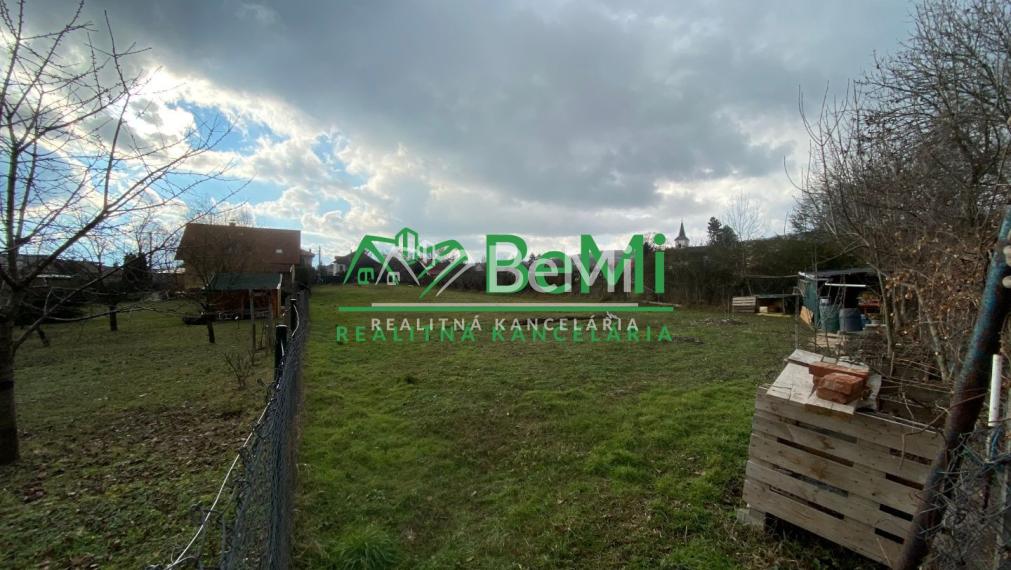 Pozemok Štitáre 2 027 m2 ID 226-14-MIG