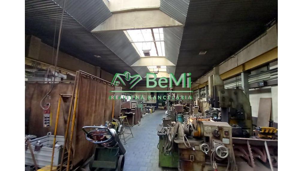 Predaj,  prevádzkový areál - Šahy (008-18-ERGA)