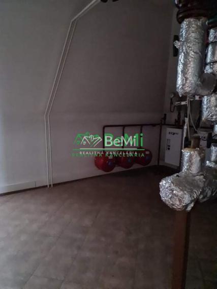 Predaj, Objekt, Makov, okr: Čadca (730-18-JAS)