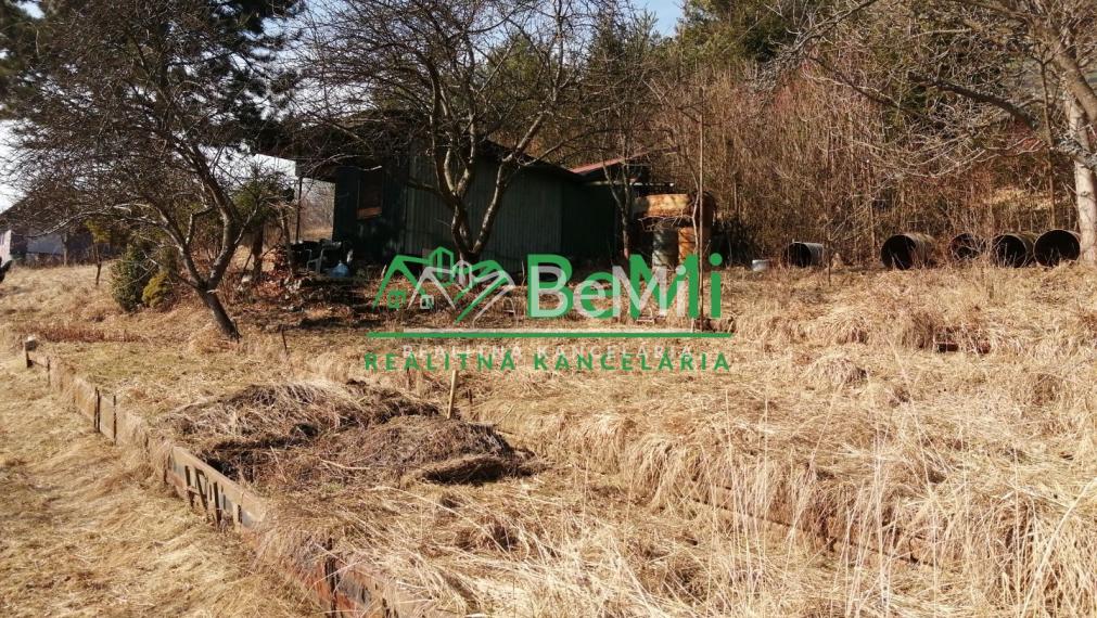 Predaj,  pozemok, 694 m2, Vranie,  Žilina (087-14-MACHa)