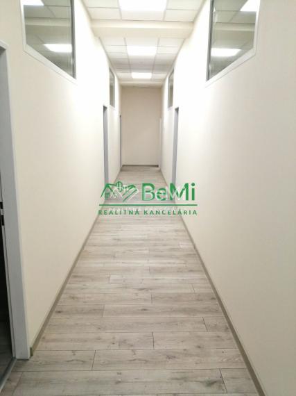 Kancelársky  priestor na prenájom-Lučenec