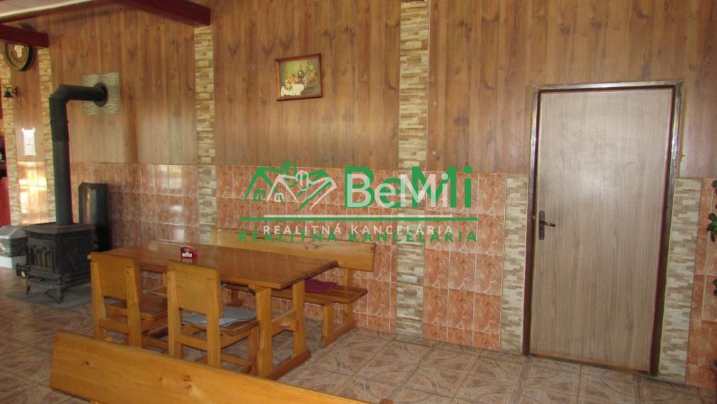 Predaj, komerčný objekt  - Žitavany (1060-18-AFI)