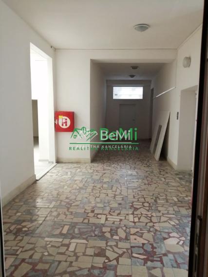 Kancelársky  priestor na prenájom-Lučenec