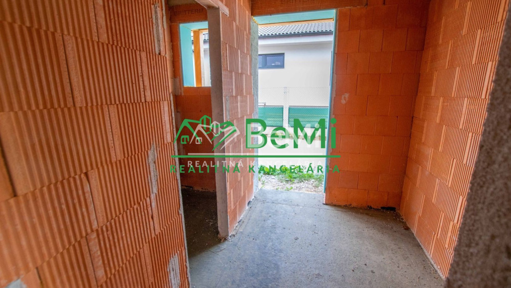 Predaj, novostavba nízkoenergetický bungalov, 130m2,  Svederník (771-12-JAS)