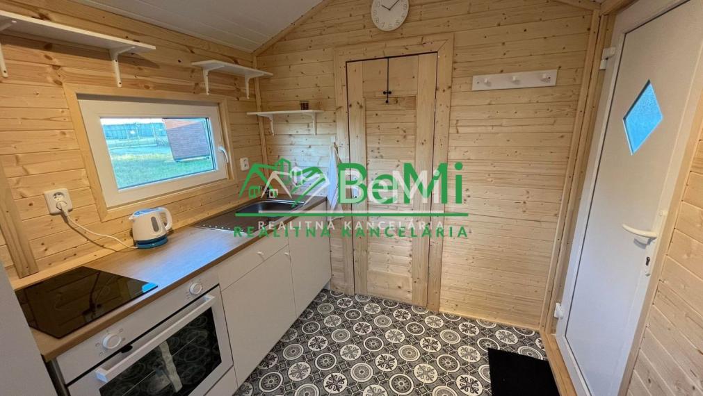 Predaj rekreačného pozemku - Santovka (002-14-DUJU)