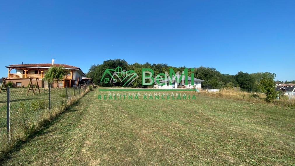 REZERVOVANÉ Pozemok Malý Lapáš 1 321 m2 ID 333-14-MIG