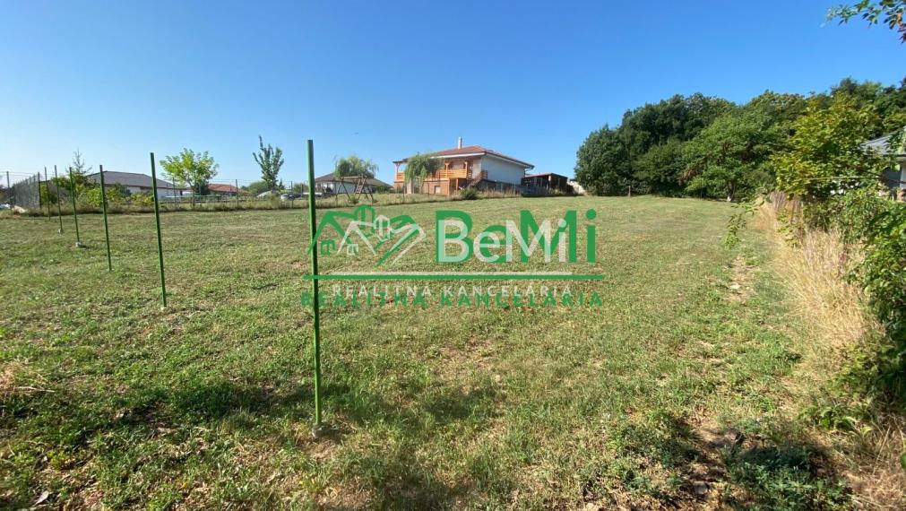 REZERVOVANÉ Pozemok Malý Lapáš 1 321 m2 ID 333-14-MIG