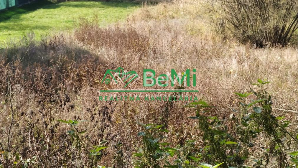 Predaj, stavebný pozemok, 1783m2, Svrčinovec (812-12-JAS)