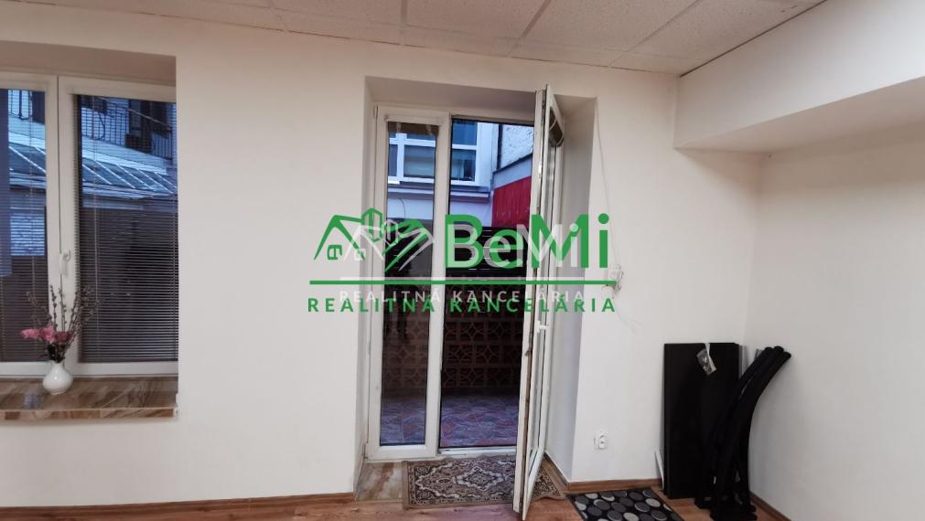 PRENÁJOM : Kancelárske priestory v centre Žilina (006-25-JSZ)