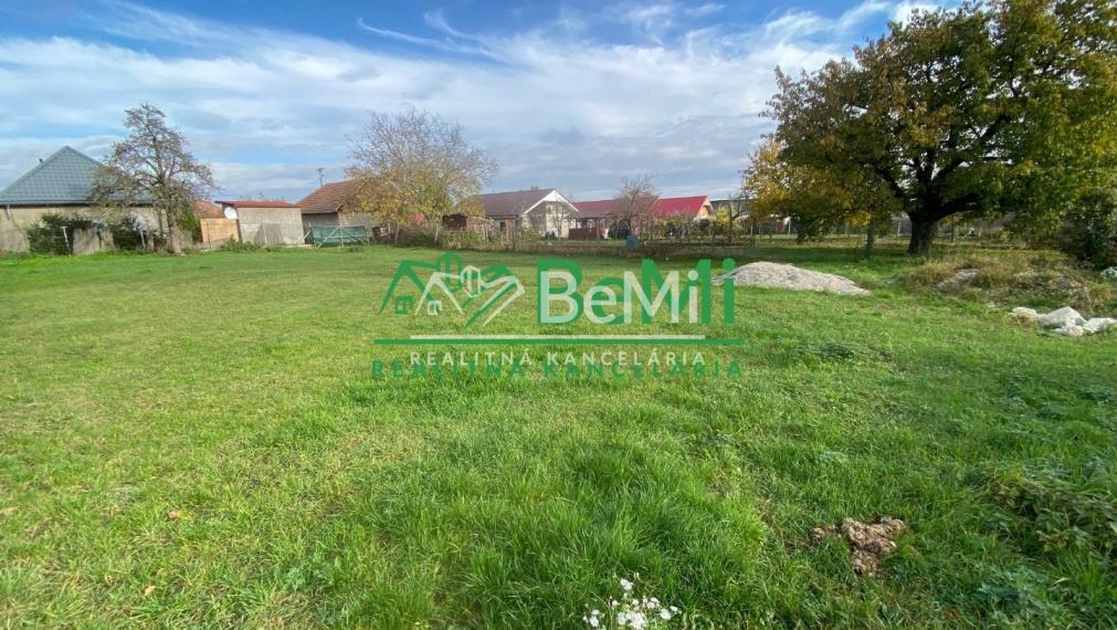 Pozemok 780 m2 Cabaj - Čápor (časť Cabaj) ID 351-14-MIG