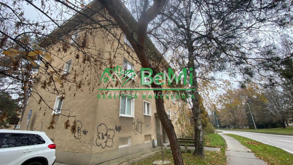 REZERVOVANÉ 3-izbový byt, Wilsonovo nábrežie Nitra ID 358-113-MIG