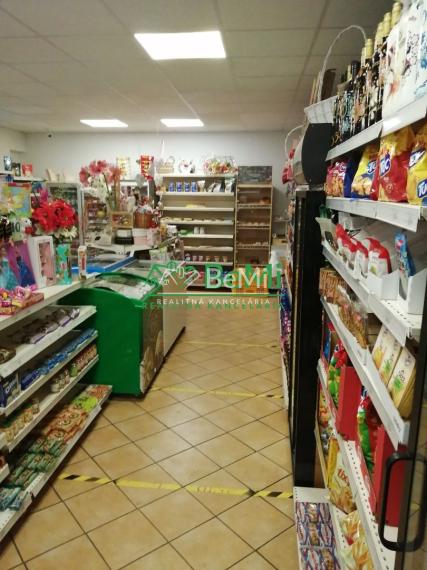 Predaj: obchodné a prevádzkové priestory, 216m2, Bytča, časť Mikšová (173-15-MACHa)