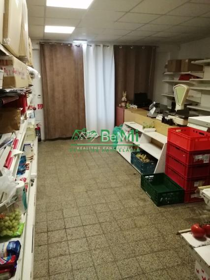 Predaj: obchodné a prevádzkové priestory, 216m2, Bytča, časť Mikšová (173-15-MACHa)