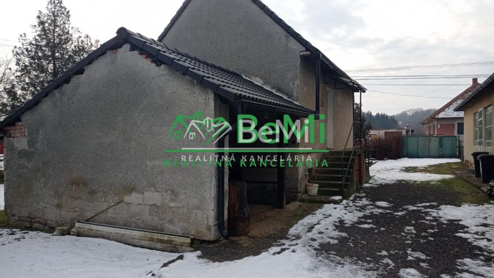 Predaj vidieckeho domu, chalupy - Žemberovce ( 041-12-DUJU)